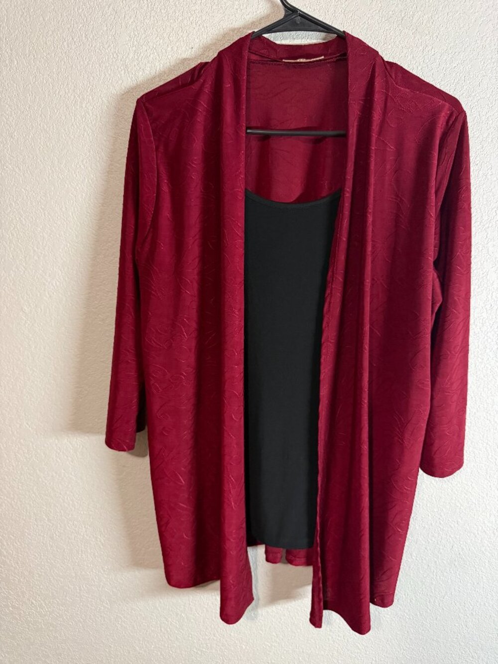 Lavish Women's Red Open Front Cardigan Large